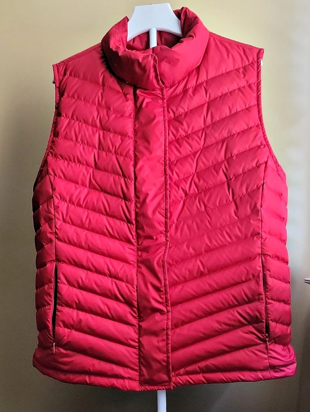 Talbots Quilted Down Puffer Vest Red Size Large